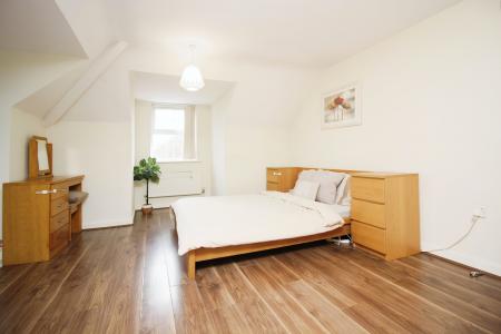 2 bedroom Apartment for sale in Manor House, Montvale Gardens, Leicester, LE4