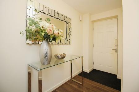 2 bedroom Apartment for sale in Manor House, Montvale Gardens, Leicester, LE4