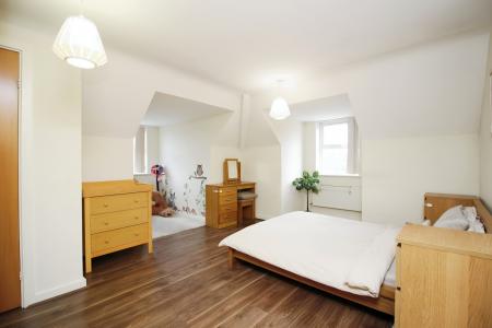 2 bedroom Apartment for sale in Manor House, Montvale Gardens, Leicester, LE4