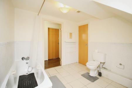 2 bedroom Apartment for sale in Manor House, Montvale Gardens, Leicester, LE4