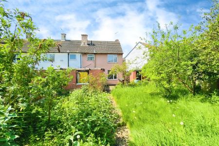 3 bedroom End of terrace house for sale in Aikman Avenue, New Parks, Leicester, LE3