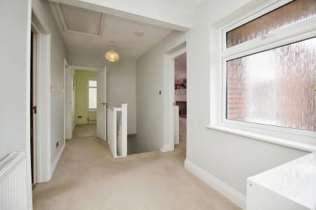 5 bedroom Detached house for sale in Acres Road, Leicester Forest East, LE3