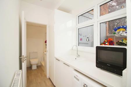 5 bedroom Detached house for sale in Acres Road, Leicester Forest East, LE3