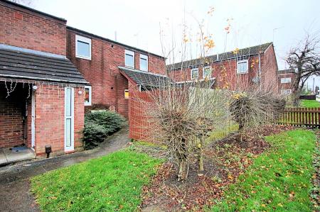 2 bedroom Flat for sale in Aikman Avenue, New Parks, Leicester, LE3