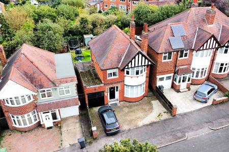 3 bedroom Detached house for sale in Ainsdale Road, Western Park, LE3