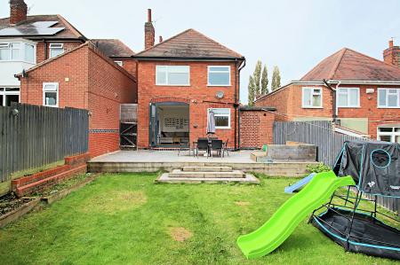 3 bedroom Detached house for sale in Ainsdale Road, Western Park, LE3