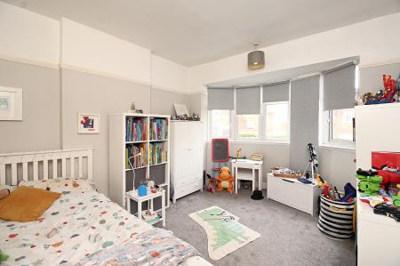 3 bedroom Detached house for sale in Ainsdale Road, Western Park, LE3