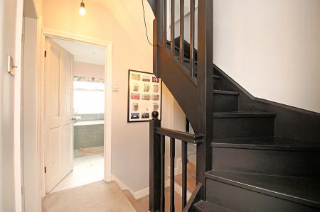 5 bedroom Semi-detached house for sale in Ainsdale Road, Leicester, LE3