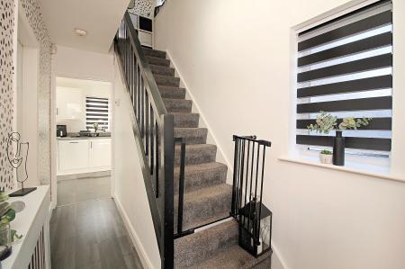 3 bedroom Semi-detached house for sale in Alexander Avenue, Earl Shilton, LE9