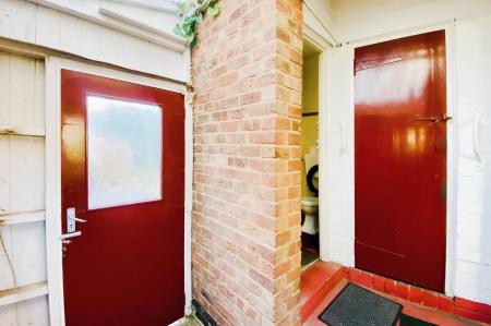3 bedroom Semi-detached house for sale in Amhurst Close, New Parks, LE3