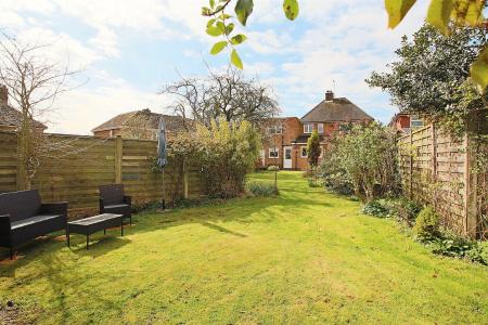 5 bedroom Detached house for sale in Armson Avenue, Kirby Muxloe, LE9