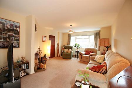 5 bedroom Detached house for sale in Armson Avenue, Kirby Muxloe, LE9