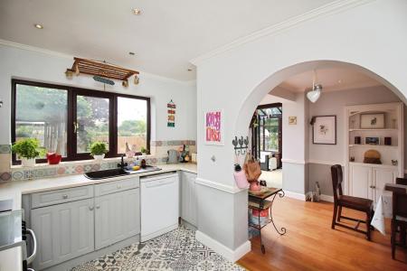 4 bedroom Detached house for sale in Arnolds Crescent, Newbold Verdon, LE9