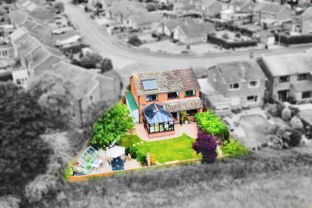 4 bedroom Detached house for sale in Arnolds Crescent, Newbold Verdon, LE9