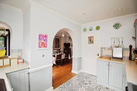 4 bedroom Detached house for sale in Arnolds Crescent, Newbold Verdon, LE9