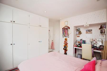 4 bedroom Detached house for sale in Arnolds Crescent, Newbold Verdon, LE9