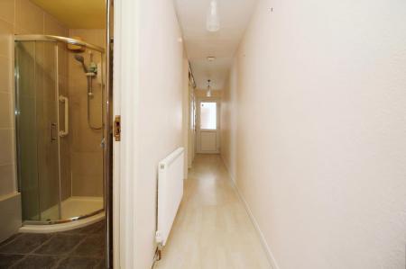 1 bedroom Flat for sale in Ashleigh Gardens, Ashleigh Road, Off Narborough Road, LE3