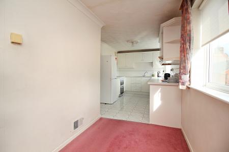 3 bedroom Apartment for sale in Ashleigh Gardens, Ashleigh Road, Off Narborough Road, LE3