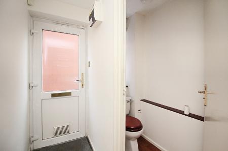3 bedroom Apartment for sale in Ashleigh Gardens, Ashleigh Road, Off Narborough Road, LE3