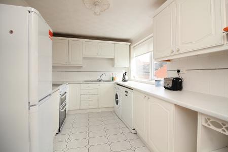 3 bedroom Apartment for sale in Ashleigh Gardens, Ashleigh Road, Off Narborough Road, LE3