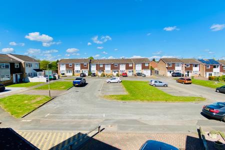 3 bedroom Terraced House for sale in Ashlyns Rise, Leicester, LE3