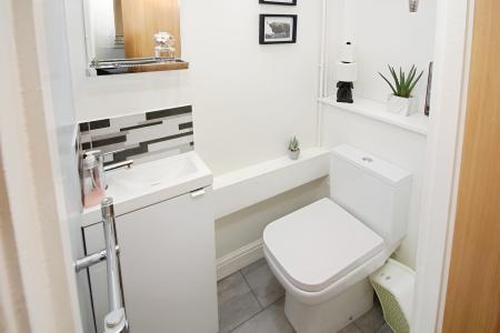 3 bedroom Terraced House for sale in Ashlyns Rise, Leicester, LE3