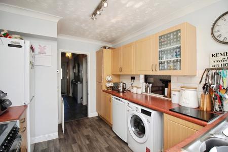 3 bedroom Terraced House for sale in Ashlyns Rise, Leicester, LE3