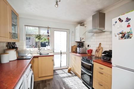 3 bedroom Terraced House for sale in Ashlyns Rise, Leicester, LE3