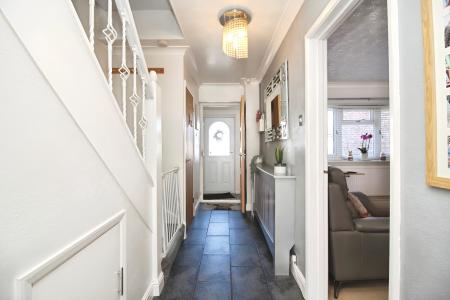3 bedroom Terraced House for sale in Ashlyns Rise, Leicester, LE3