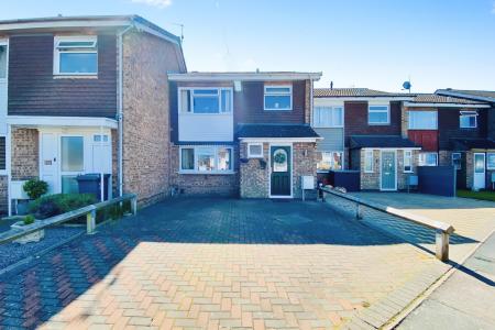 3 bedroom Terraced House for sale in Ashlyns Rise, Leicester, LE3