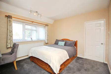 3 bedroom End of terrace house for sale in Audley End, Braunstone, LE3