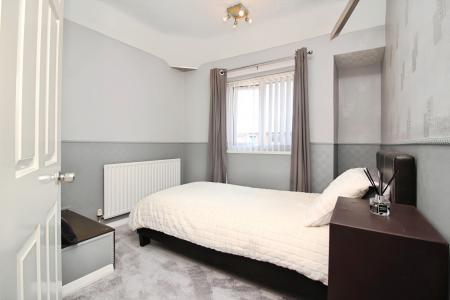 3 bedroom End of terrace house for sale in Audley End, Braunstone, LE3