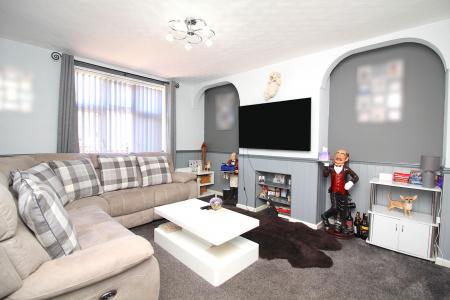 3 bedroom End of terrace house for sale in Audley End, Braunstone, LE3