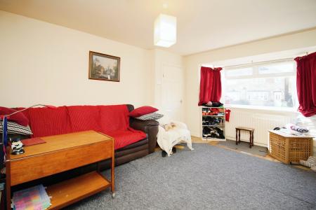 2 bedroom Semi-detached house for sale in Avon Road, Braunstone Town, LE3