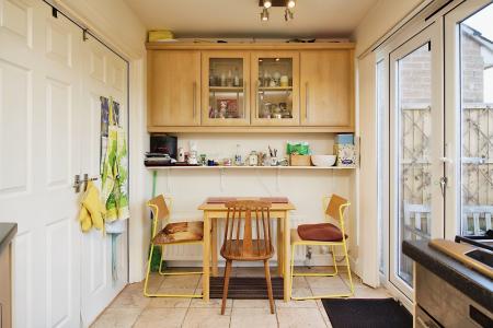 2 bedroom Semi-detached house for sale in Avon Road, Braunstone Town, LE3