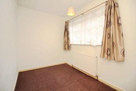 3 bedroom End of terrace house for sale in Barnwell Avenue, Leicester, LE4