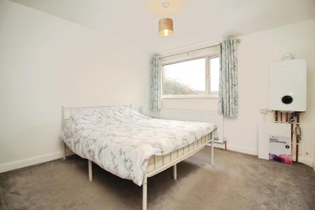 3 bedroom End of terrace house for sale in Barnwell Avenue, Leicester, LE4