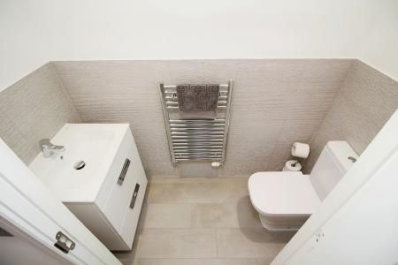 5 bedroom Detached house for sale in Barry Close, Kirby Muxloe, LE9