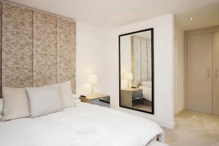 5 bedroom Detached house for sale in Barry Close, Kirby Muxloe, LE9