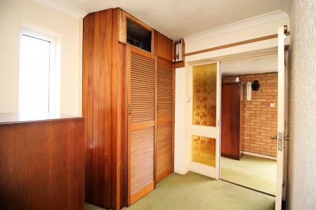 3 bedroom Detached bungalow for sale in Barry Drive, Kirby Muxloe, LE9