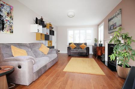 3 bedroom Detached bungalow for sale in Barry Drive, Kirby Muxloe, LE9