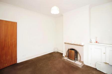 3 bedroom Terraced House for sale in Bassett Street, Leicester, LE3