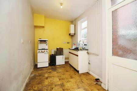 3 bedroom Terraced House for sale in Bassett Street, Leicester, LE3