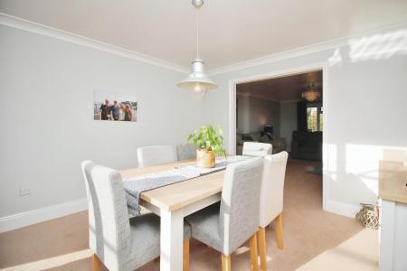 5 bedroom Detached house for sale in Extended 5 Bedroom Home - Beaumont Green, Groby, LE6
