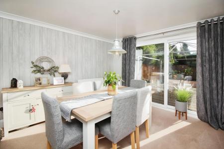 5 bedroom Detached house for sale in Extended 5 Bedroom Home - Beaumont Green, Groby, LE6