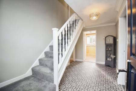 5 bedroom Detached house for sale in Extended 5 Bedroom Home - Beaumont Green, Groby, LE6