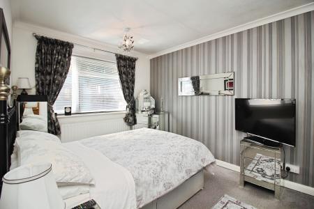 1 bedroom Terraced bungalow for sale in Beaumont Walk, off Anstey Lane, Leicester, LE4