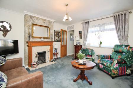 1 bedroom Terraced bungalow for sale in Beaumont Walk, off Anstey Lane, Leicester, LE4
