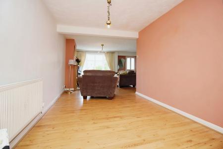 3 bedroom Semi-detached house for sale in Beechwood Avenue, Leicester Forest East, LE3