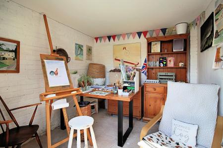 2 bedroom Semi-detached bungalow for sale in Berrington Close, Botcheston, LE9